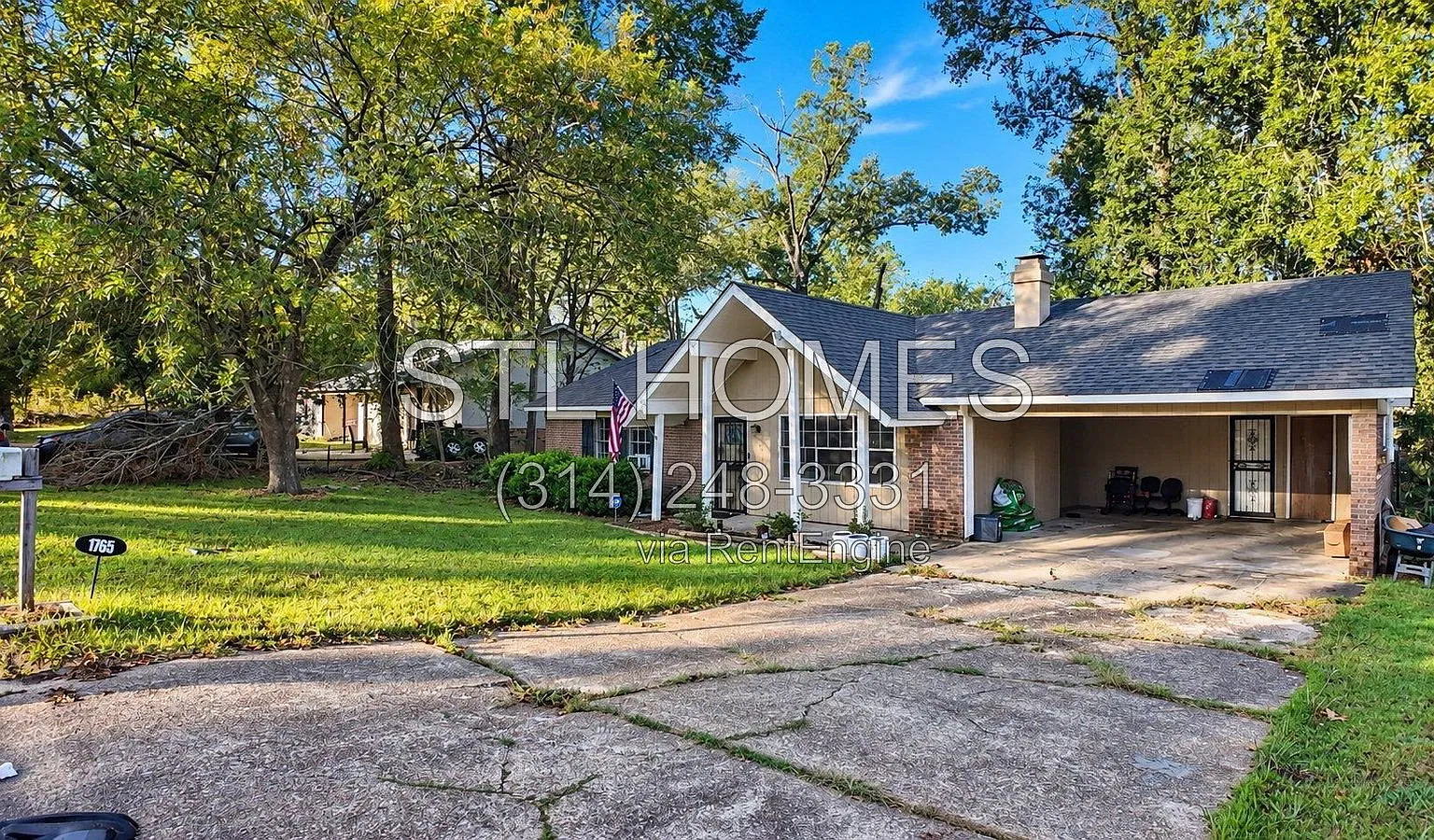 3 bed, 2.0 bath, 1390 sqft, $795 — Photo 1