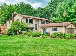 4721 Brophy Rd, Howell, MI 48855