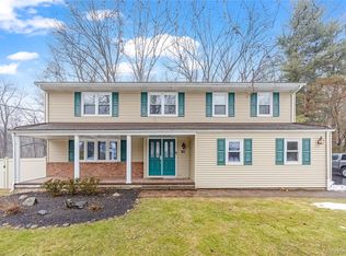 83 Newport Ave, Tappan, NY 10983