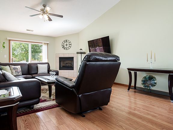 4th image of 6307 Oak Crest Ln #0