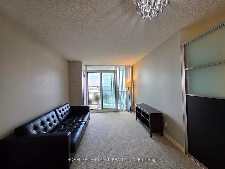 88 Grangeway Ave #1006 — Photo 4