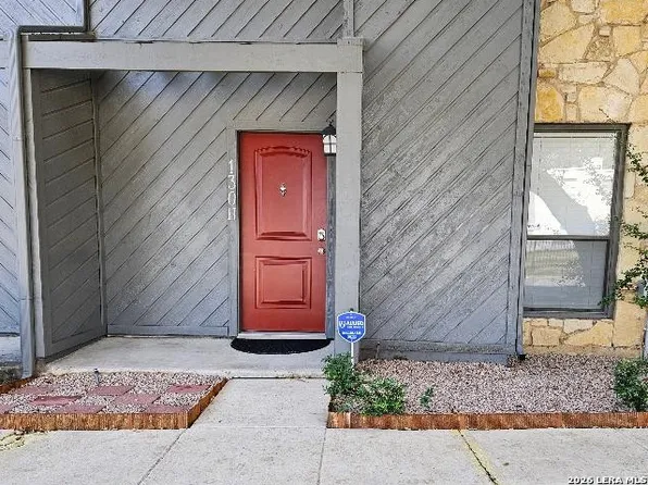3843 Barrington St APT 130H, San Antonio, TX 78217