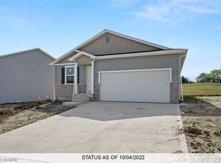 5637 Brook View Ave, Des Moines, IA 50317