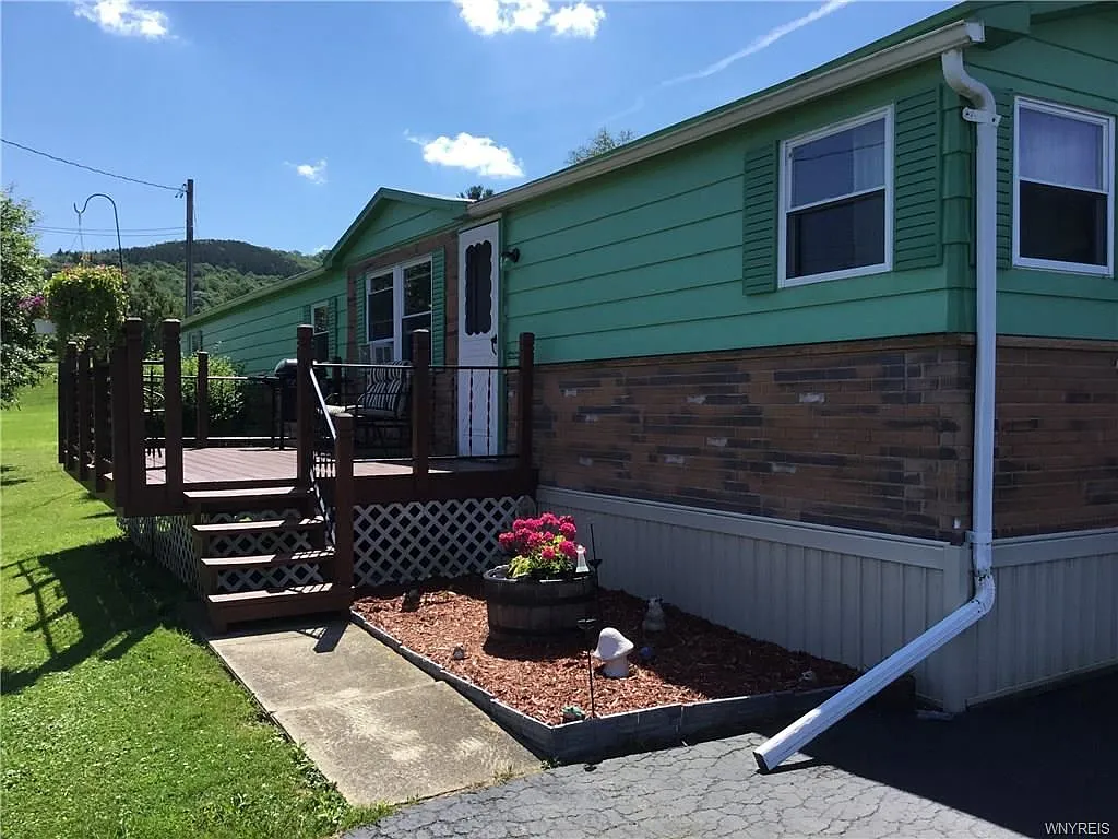 9677 Deer Creek Rd photo 1