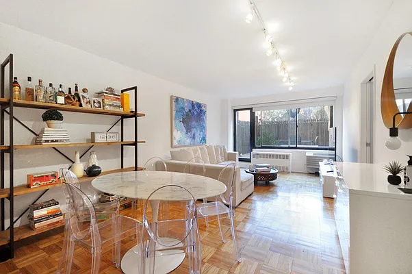 Rented by Keller Williams NYC | media 8