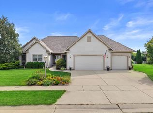 1289 Ridgeside ROAD, Oconomowoc, WI 53066