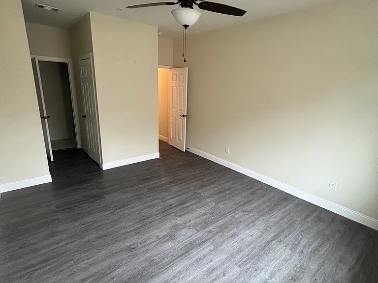 700 S Dayton St — Photo 8