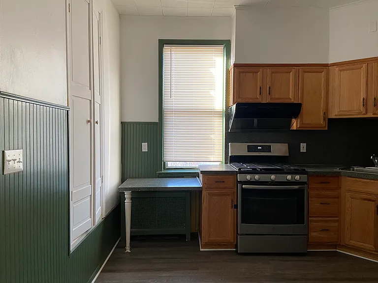 202 Belgrove Dr #2 — Photo 17