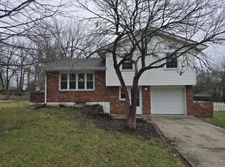 1403 NE 75th St, Gladstone, MO 64118