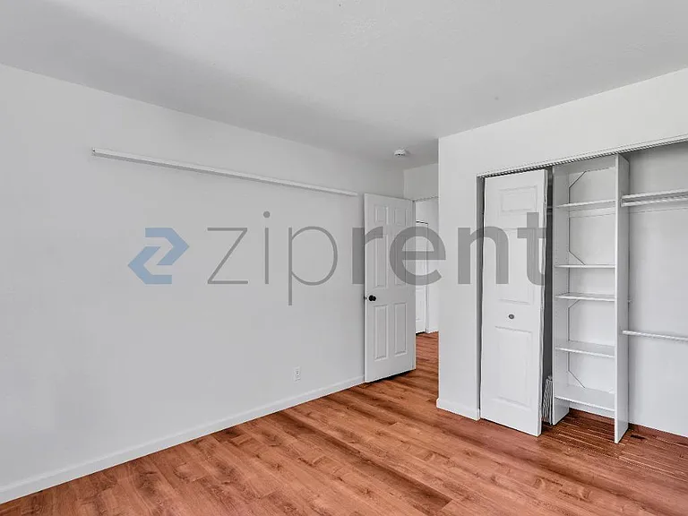 617 Hove Ct — Photo 34