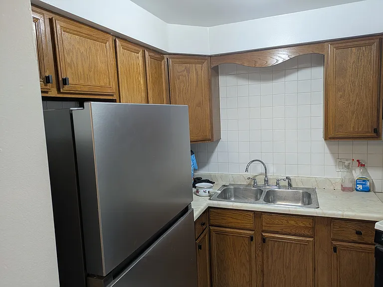 7 N 4th Ave #2A — Photo 4