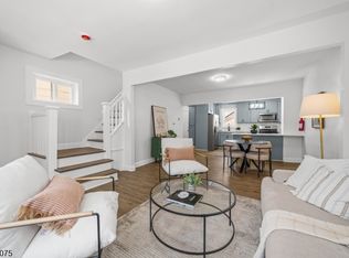 18 Hilton Ave, Maplewood Twp., NJ 07040