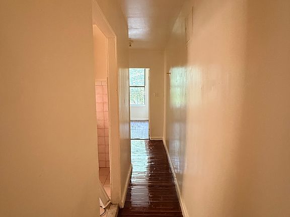 5th image of 4627 Park Ave #2