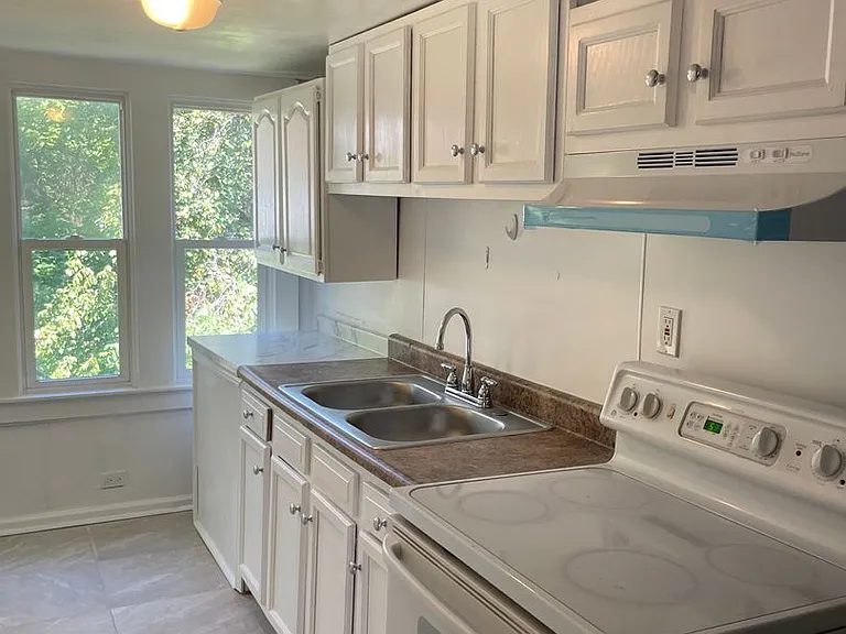 116 Oakland Avenue — Photo 4