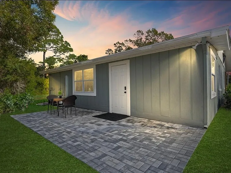 5607 Tangelo Dr — Photo 1