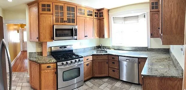 2 bed, 2.0 bath, 1000 sqft, $2,650 — Photo 3