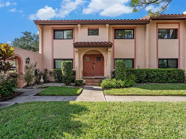 9521 86th Ave, Seminole, FL 33777