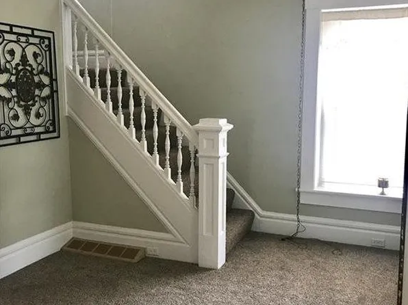 667 Allyn St, Akron, OH 44311