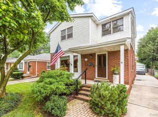 7622 Cortland Ave, Allen Park, MI 48101
