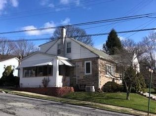 200 Davey Ave, Pen Argyl, PA 18072