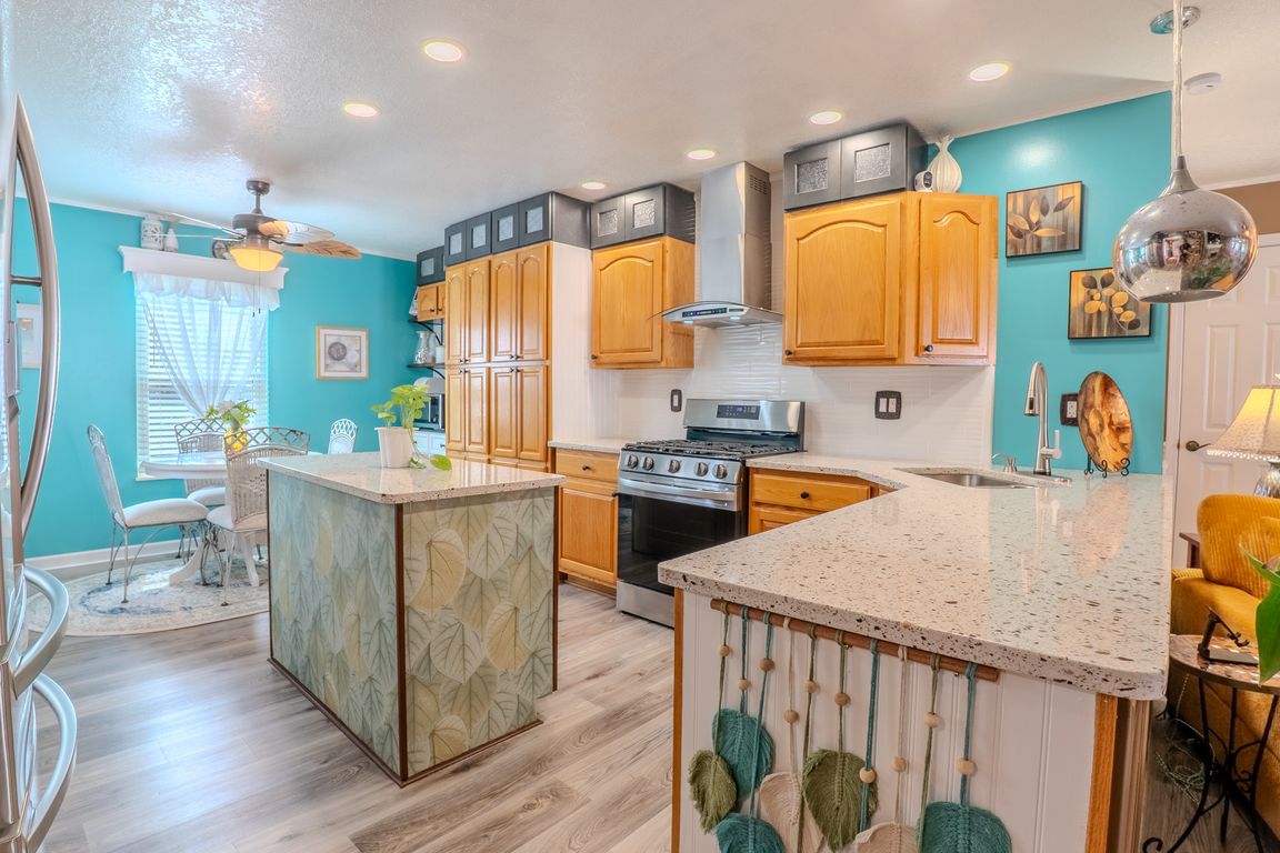 next background image