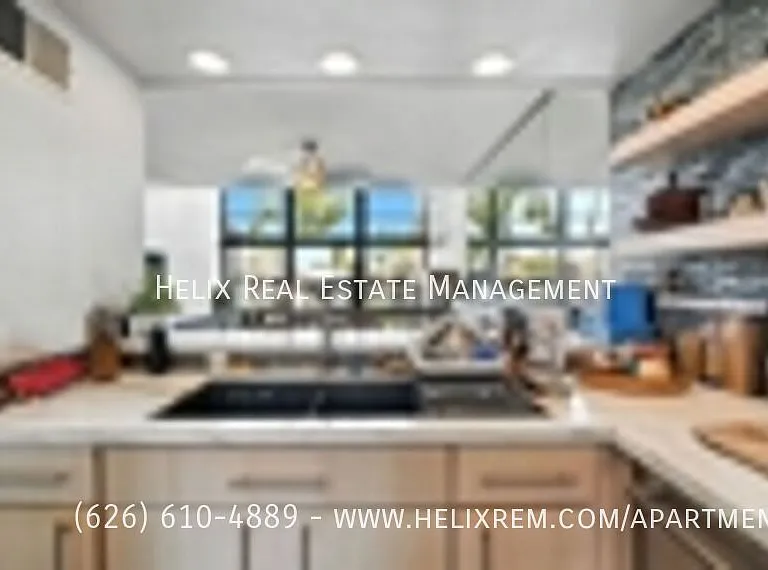 7322 Marina Pacifica Dr N — Photo 25
