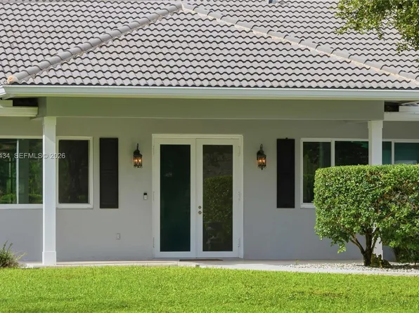 12200 NW 21st Ct, Plantation, FL 33323
