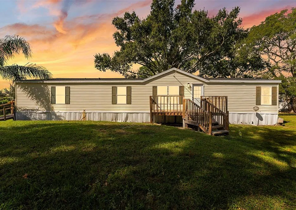 11004 Kitty Hawk Dr