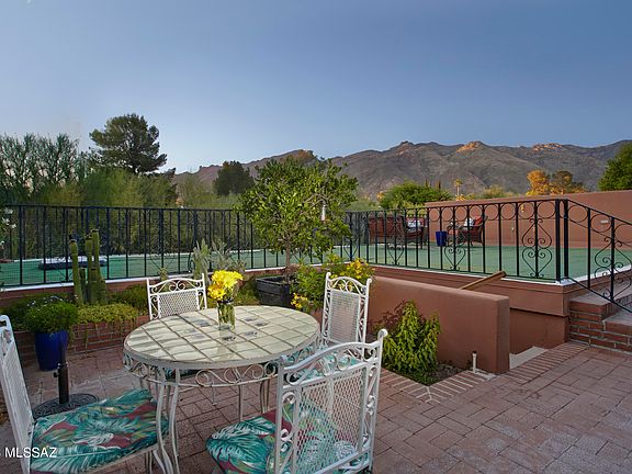 2nd image of 5828 N Camino Esplendora