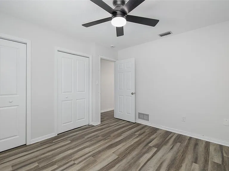 211 Timberlane Dr — Photo 19
