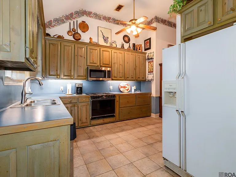 11918 Spring Meadow Dr — Photo 5