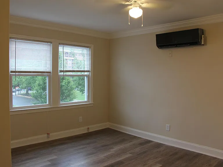726 N Nelson St #4 — Photo 8