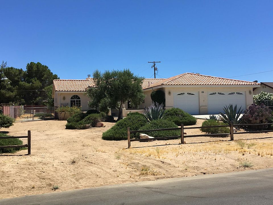 1st image of 57835 Desert Gold Dr