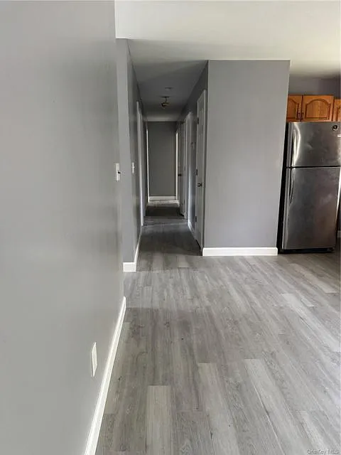 4 bed, 1.0 bath, 1300 sqft, $4,000 — Photo 2