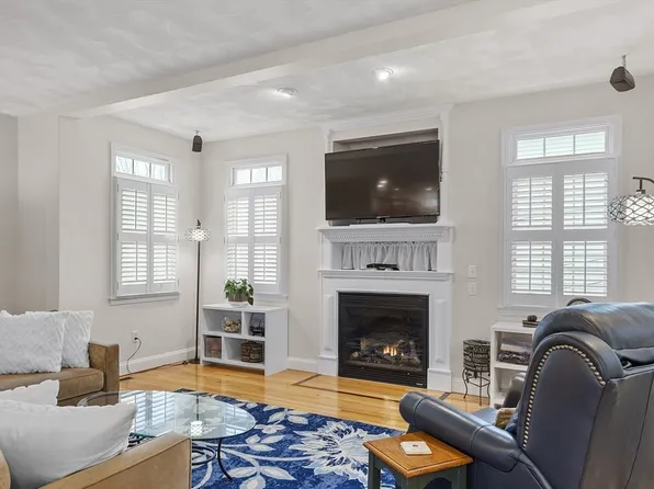 820 Main St #1, Wakefield, MA 01880