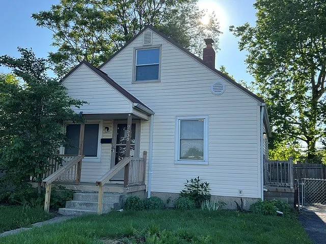 2530 Beulah Rd — Photo 1