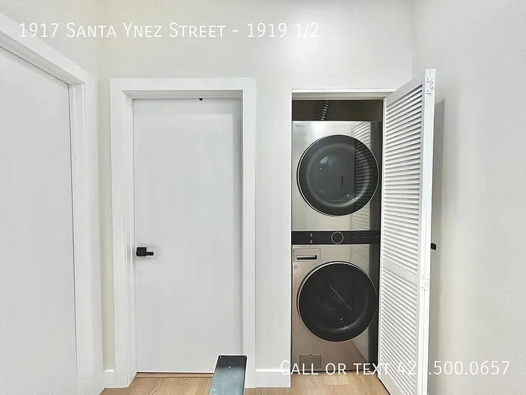 1917 Santa Ynez St #1919-1/2 — Photo 15