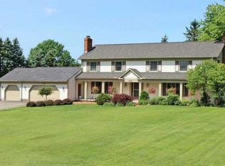 4340 Lester Ln, Erie, PA 16506