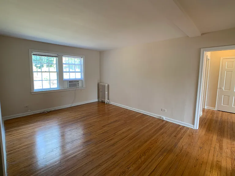 2856 Thornhill Rd — Photo 15