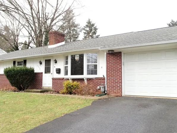 1656 Esbenshade Rd, Lancaster, PA 17601