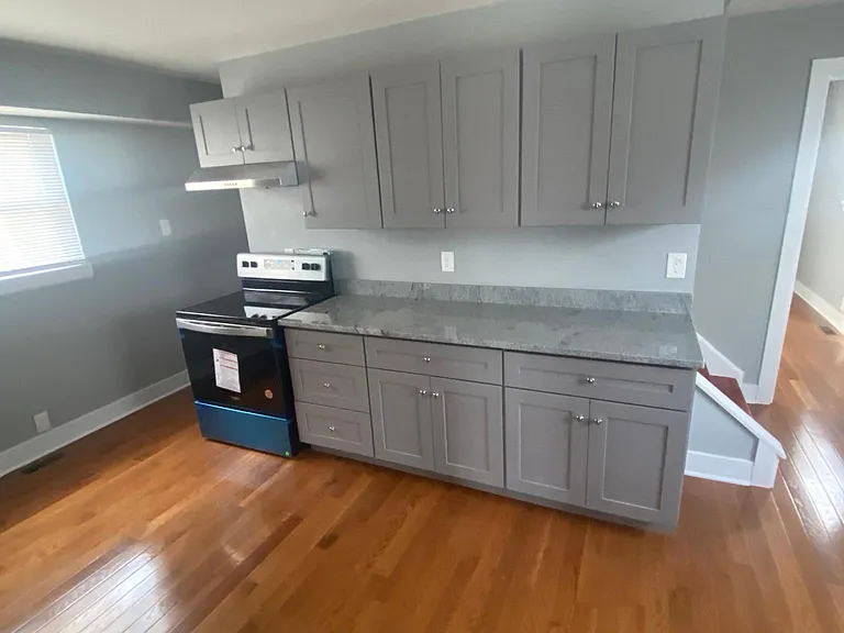 2711 Park Ave — Photo 5
