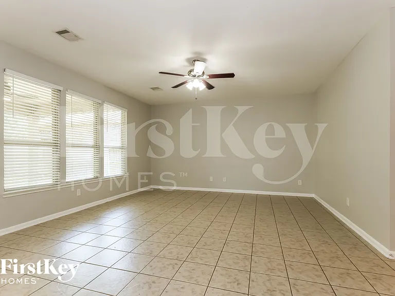 2023 Elkington Cir — Photo 3