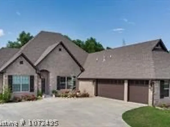 1501 Crystal Ct, Fort Smith, AR 72916