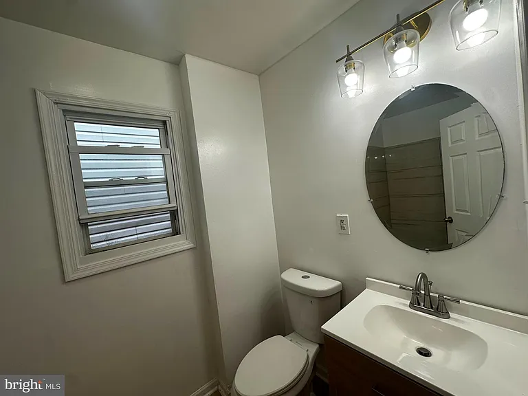 1813 N Gratz St — Photo 20