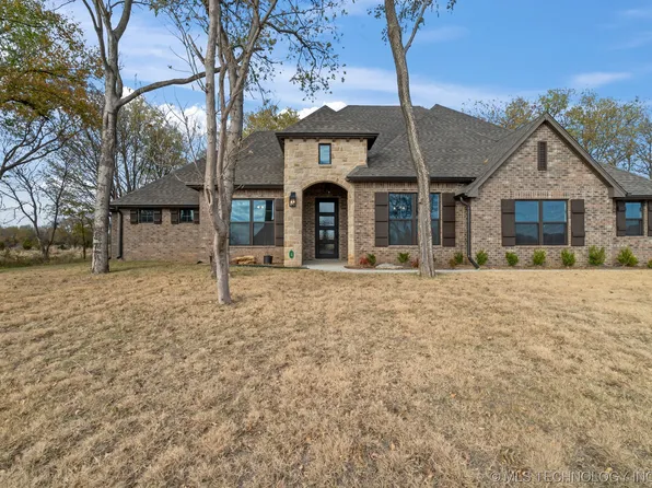 5103 E Madison St, Claremore, OK 74019