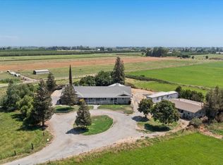 25832 Magnolia Rd, Escalon, CA 95320