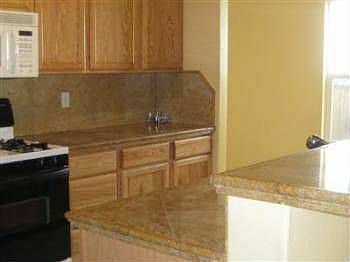 5th image of 4848 41st Ln SE