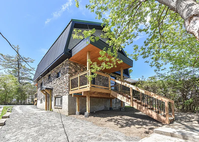 177 Parkview Ave. — Photo 2