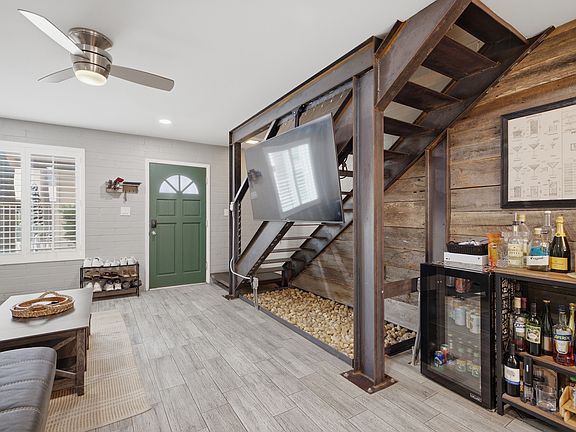 5th image of 4846 N Woodmere Fairway APT 8