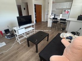 160 N Beacon St